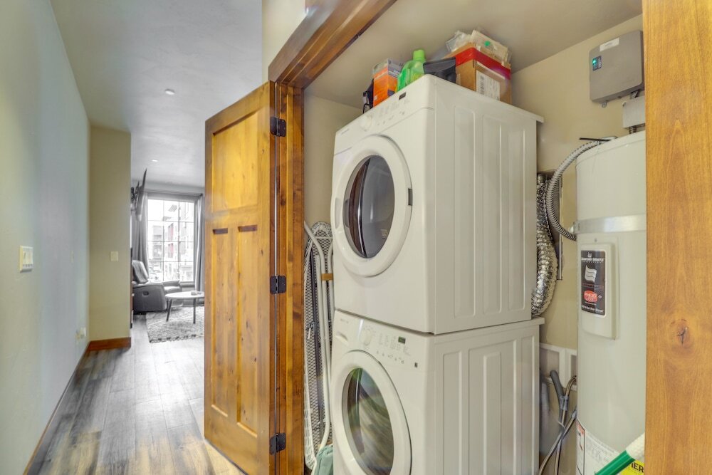 Downtown Columbia Falls Condo: 16 Mi to Ski Resort - photo 11