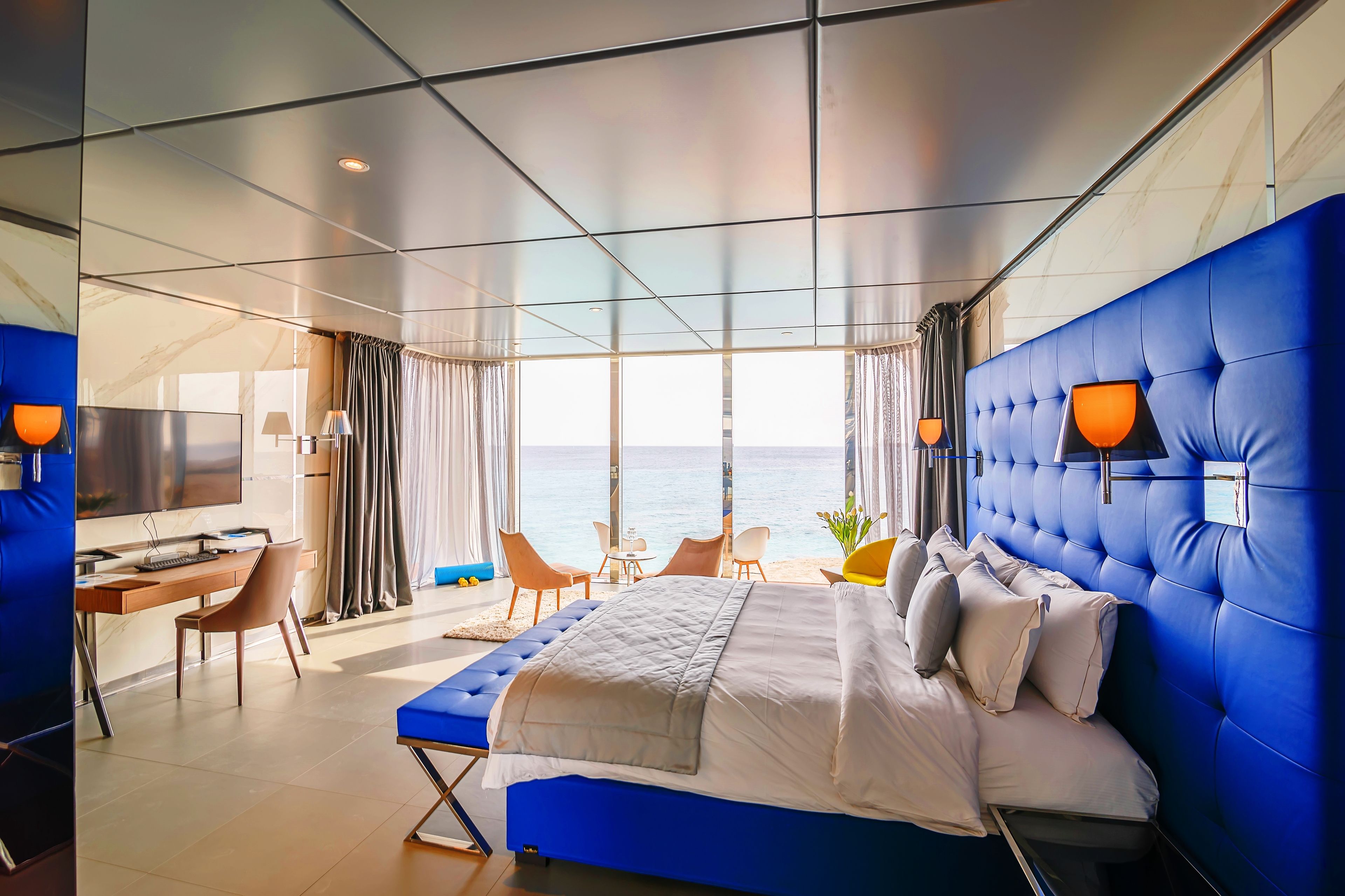Spazio — 4-Star Luxury Hotel in Willemstad, CURAÇAO