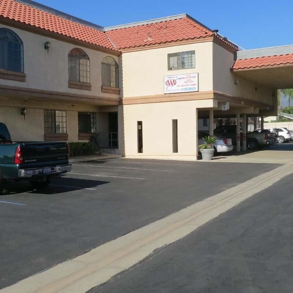 Calimesa Inn Motel - photo 37