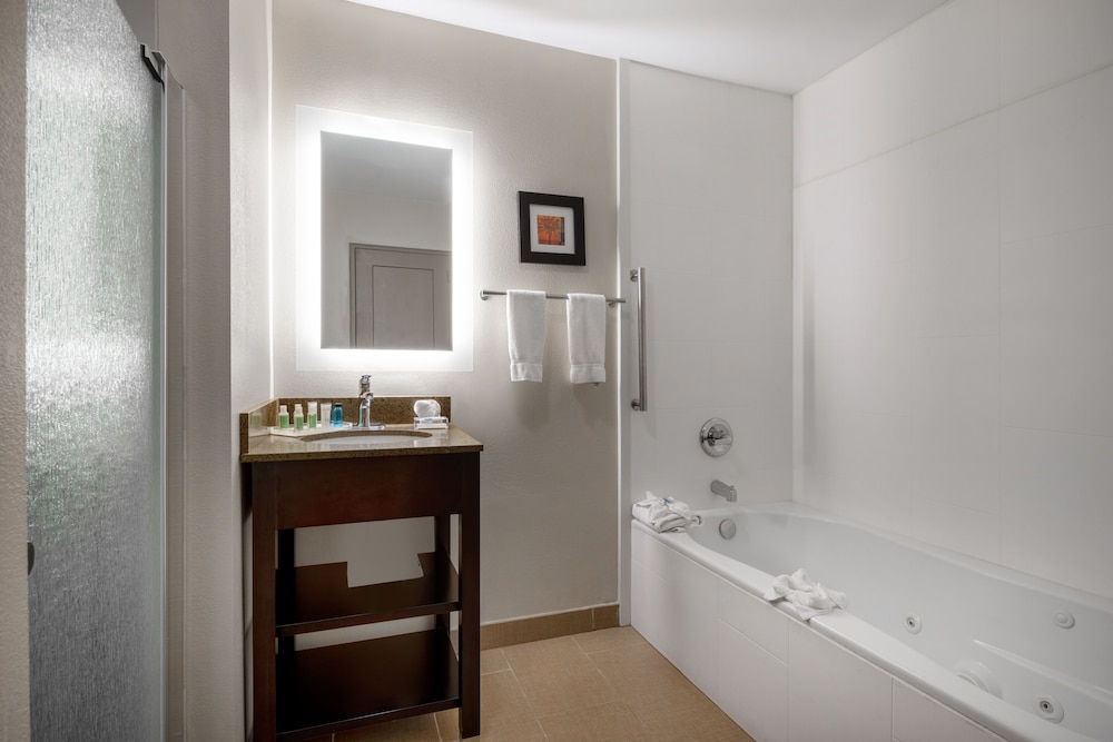 Holiday Inn Poughkeepsie by IHG - photo 23