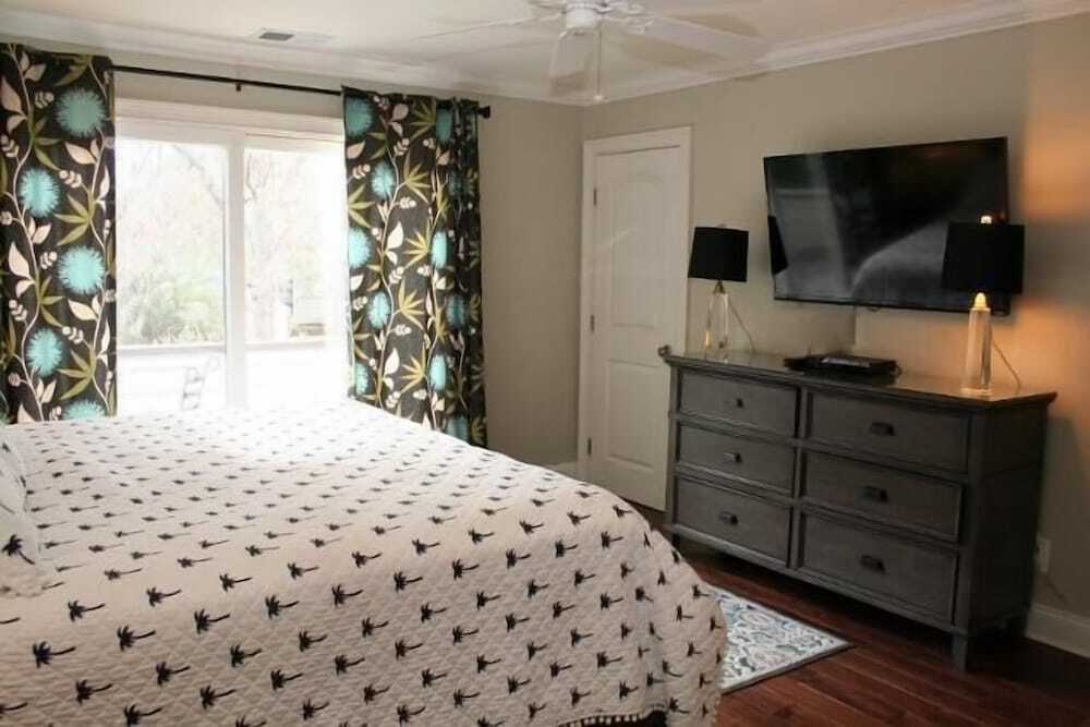 210 Twin Oaks at The Sea Pines Resort - photo 3