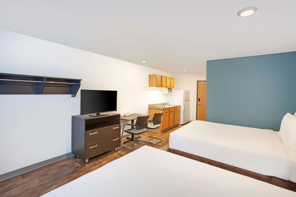 WoodSpring Suites Bentonville - photo 8