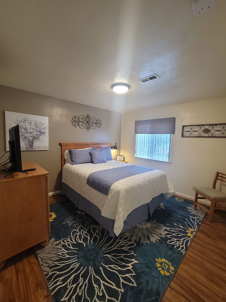 Affordable Corporate Suites Lanford - photo 13