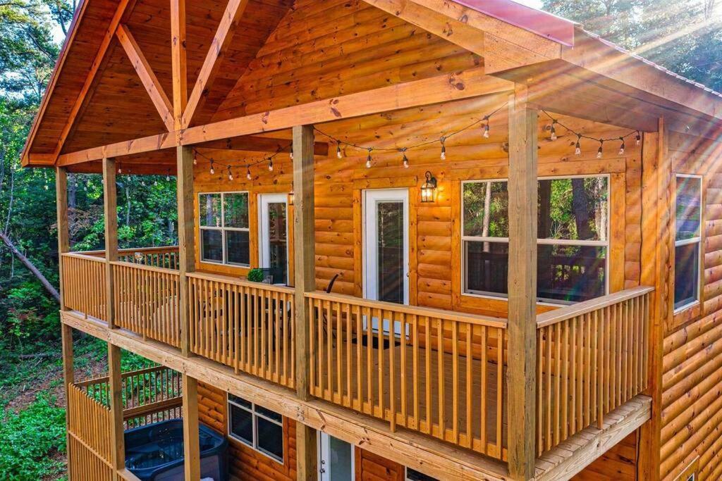 The Honeycomb Hideaway - last minute hotel in Sevierville