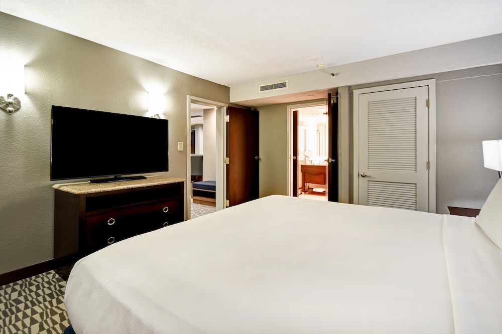 DoubleTree By Hilton Hotel Augusta - photo 15