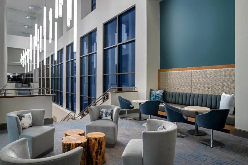 Delta Hotels by Marriott Richmond Downtown - photo 18