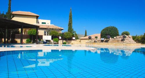 2 bedroom Apartment Avdimou with stunning sea views Aphrodite Hills Resort