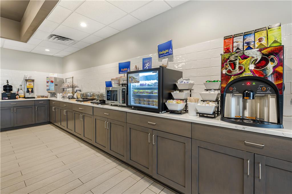Best Western Brockport Inn & Suites - photo 35