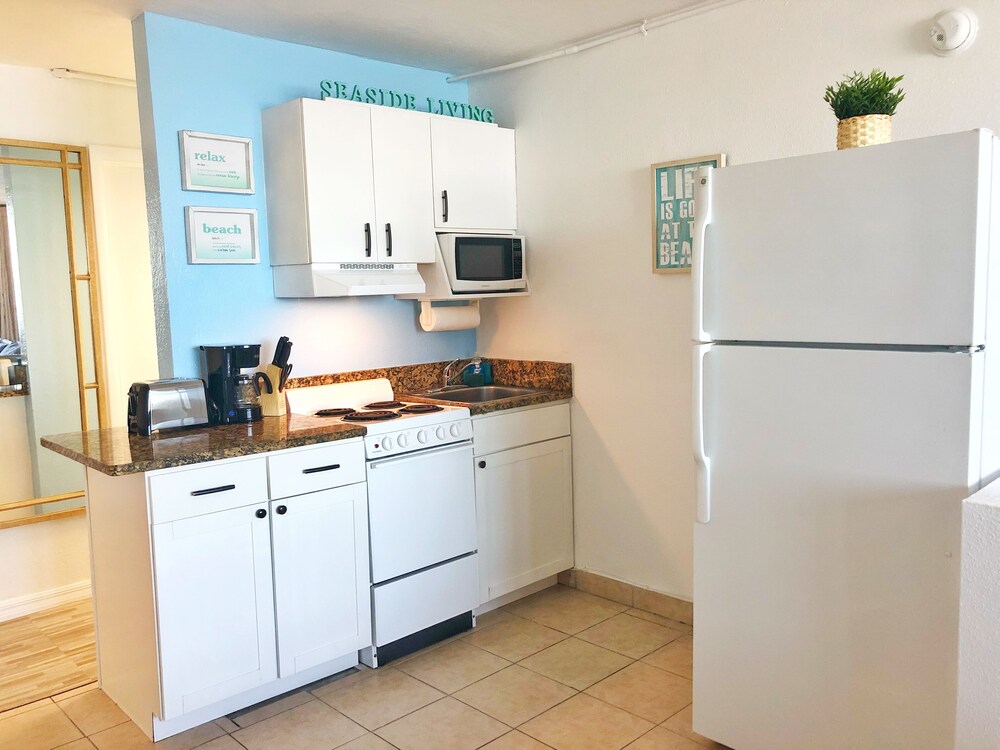 Pirates Cove Resort Studios - photo 15