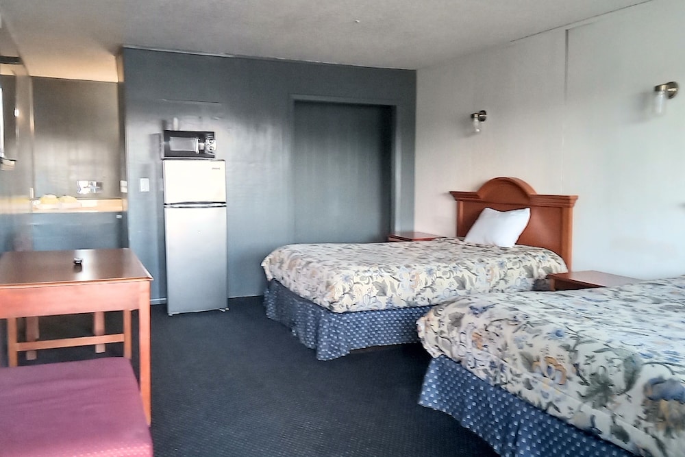 Blueway Inn and Suites El Dorado - photo 10