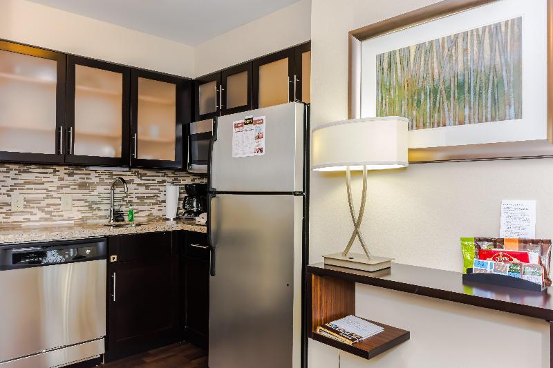 Staybridge Suites Grand Forks by IHG - photo 27