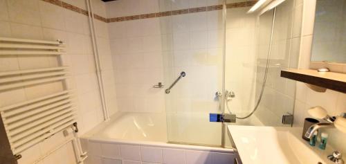 Ev55 — 4-Star Luxury Hotel in Geneve, Switzerland