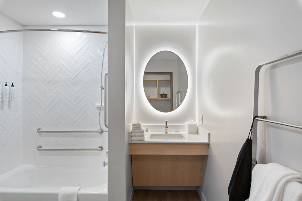 Towneplace Suites By Marriott White Hall - photo 25