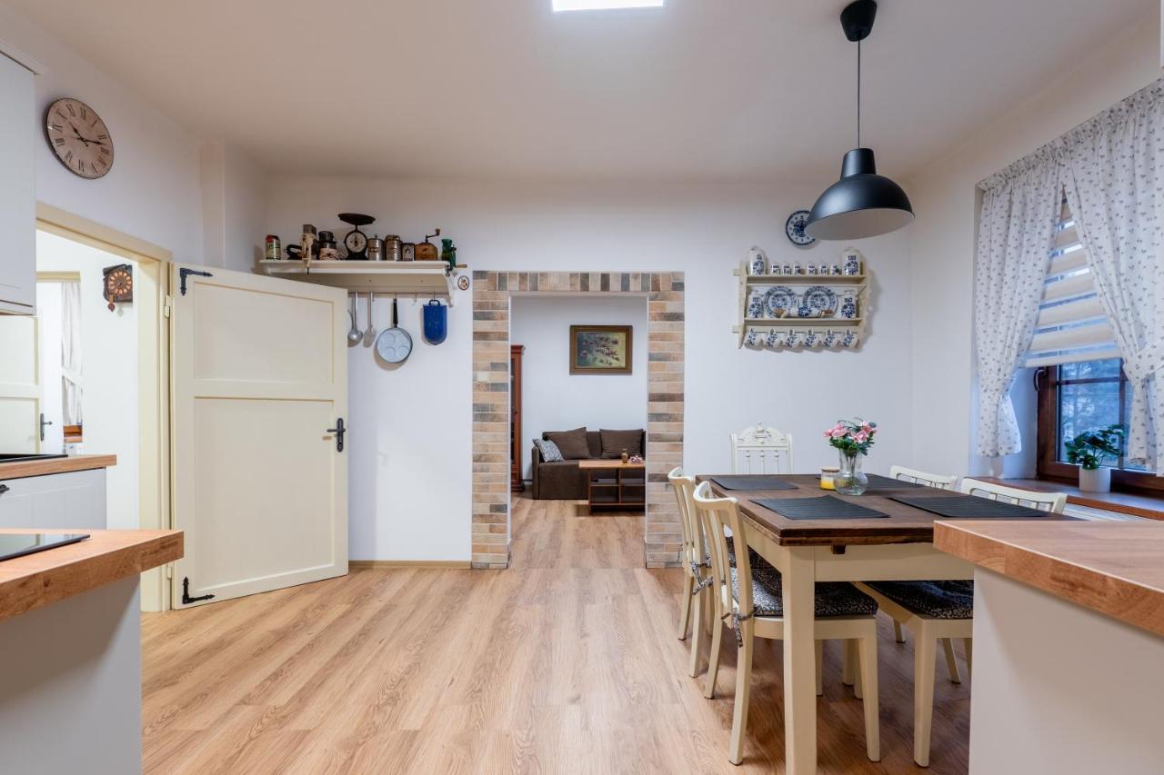 Apartman V Poleradech - carbon neutral hotel in Unknown City