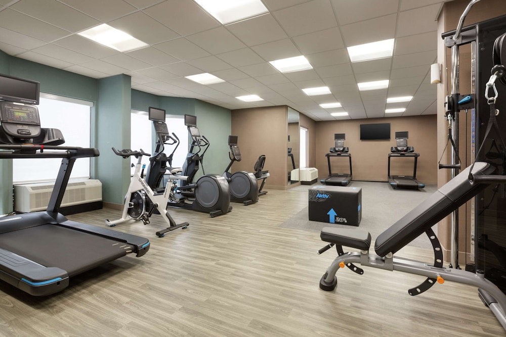 Hampton Inn & Suites Houston Cypress Station - photo 32
