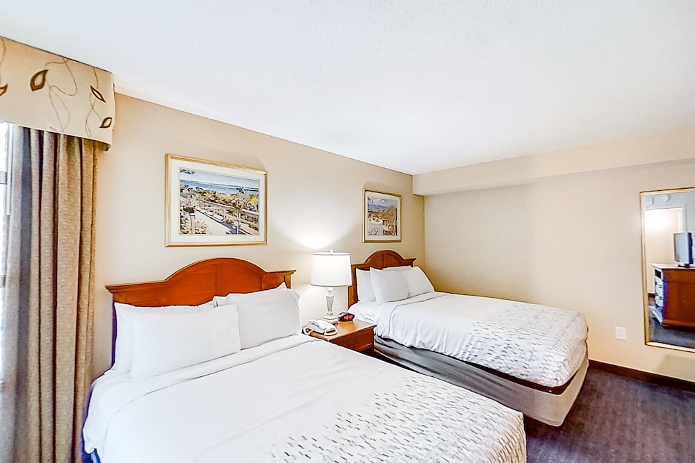 Carolinian Beach Resort by Vacasa - photo 18