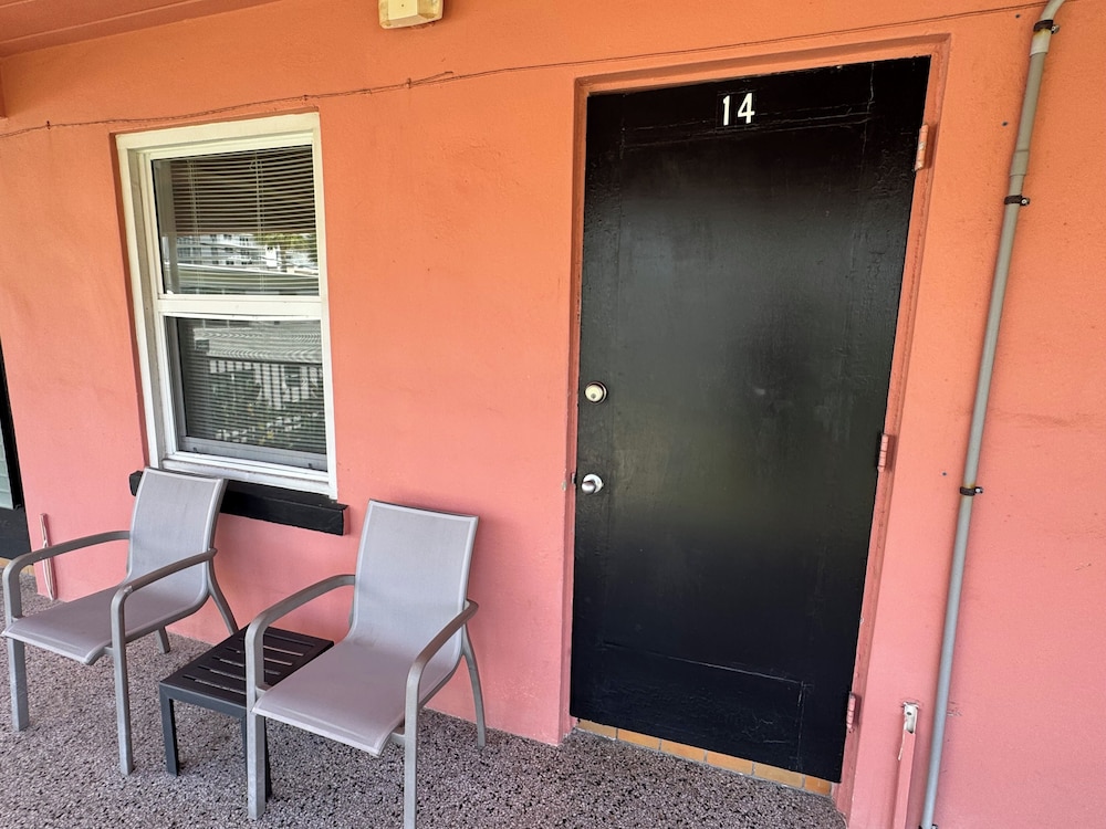 Rolo Beach Hotel - photo 21