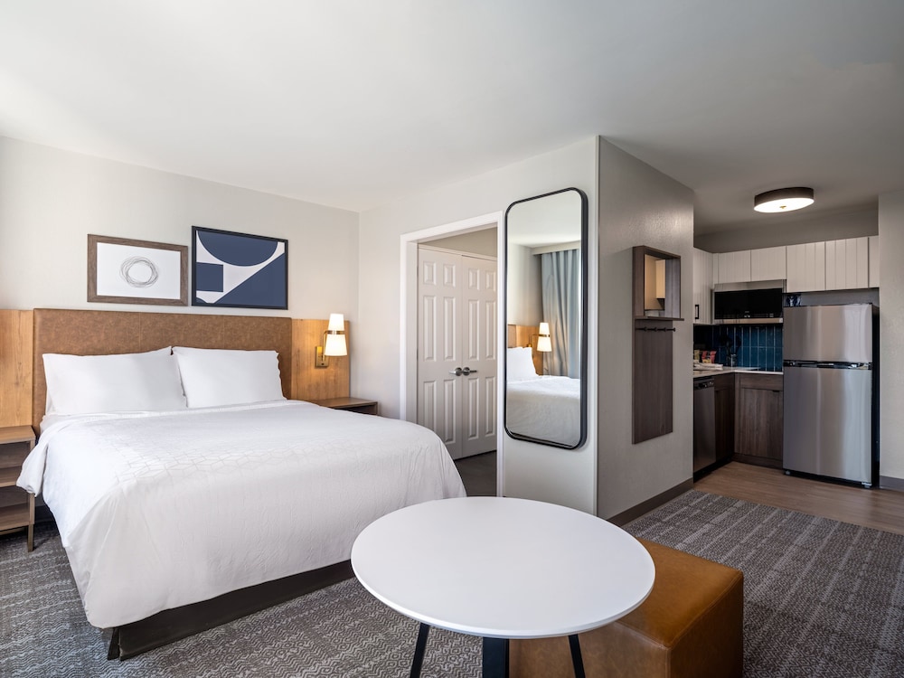 Staybridge Suites Rochester University by IHG - photo 15