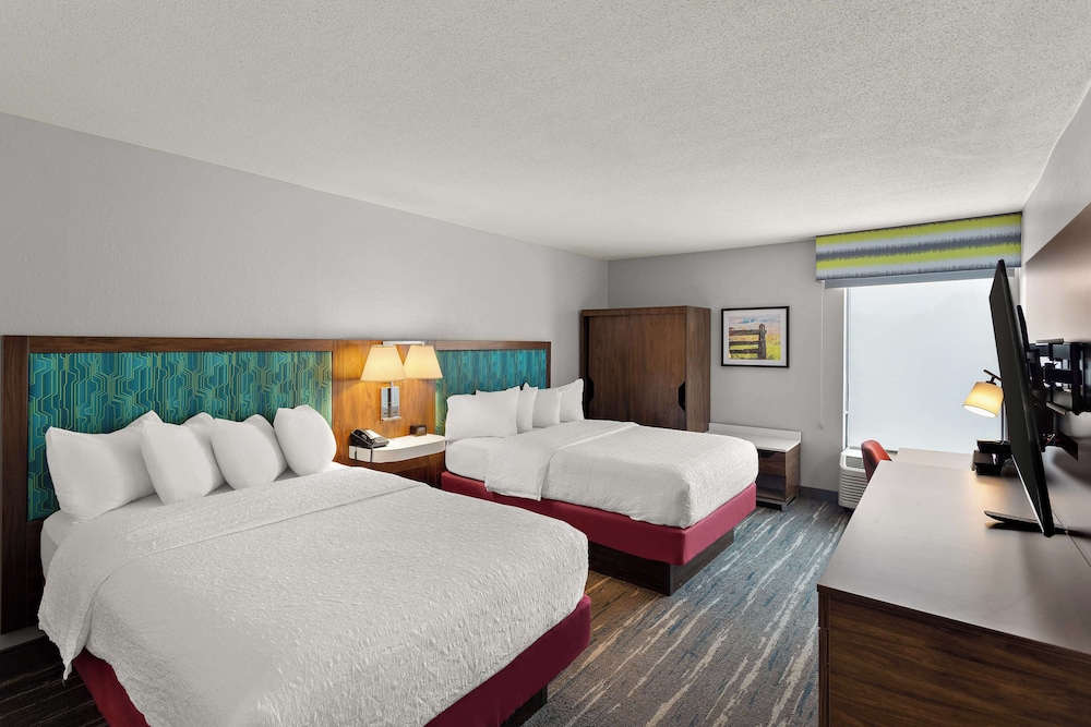 Hampton Inn Bridgeport Clarksburg - photo 6