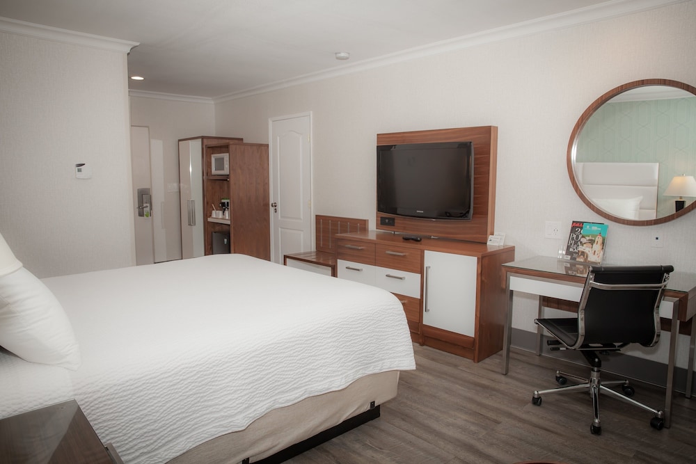 Pasadena Rose & Crown Hotel - photo 48