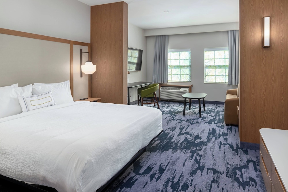 Fairfield Inn & Suites by Marriott Morganton Historic Downtown - photo 11