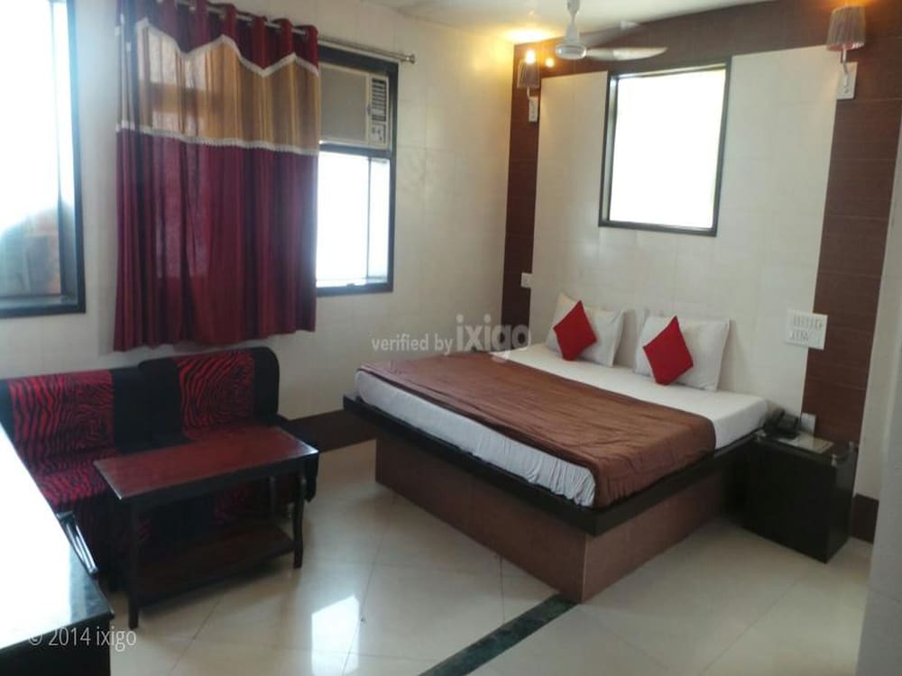 Golden Hotel - last minute hotel in Jaipur