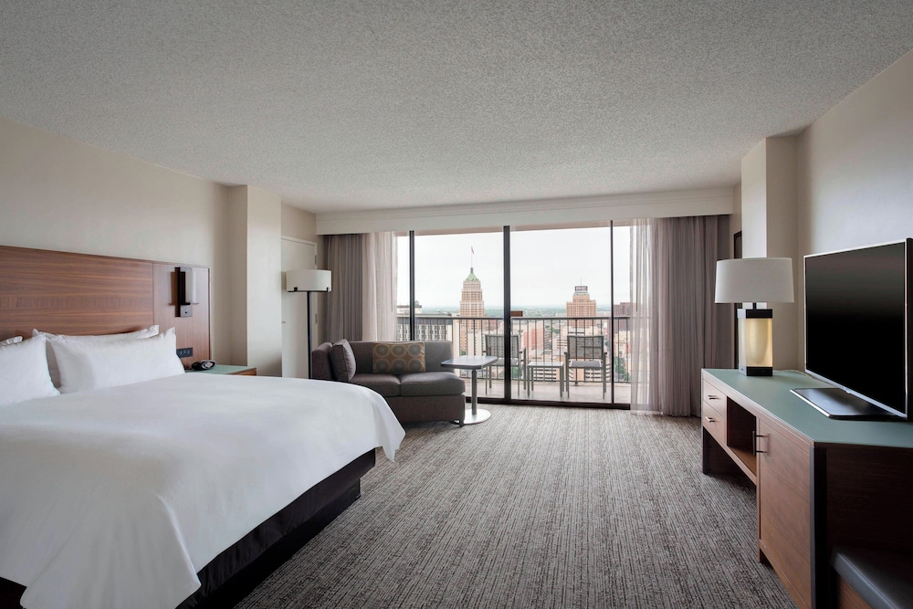 Marriott San Antonio Riverwalk - photo 13