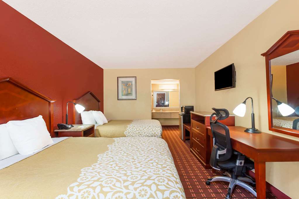 Days Inn by Wyndham Columbia - photo 20