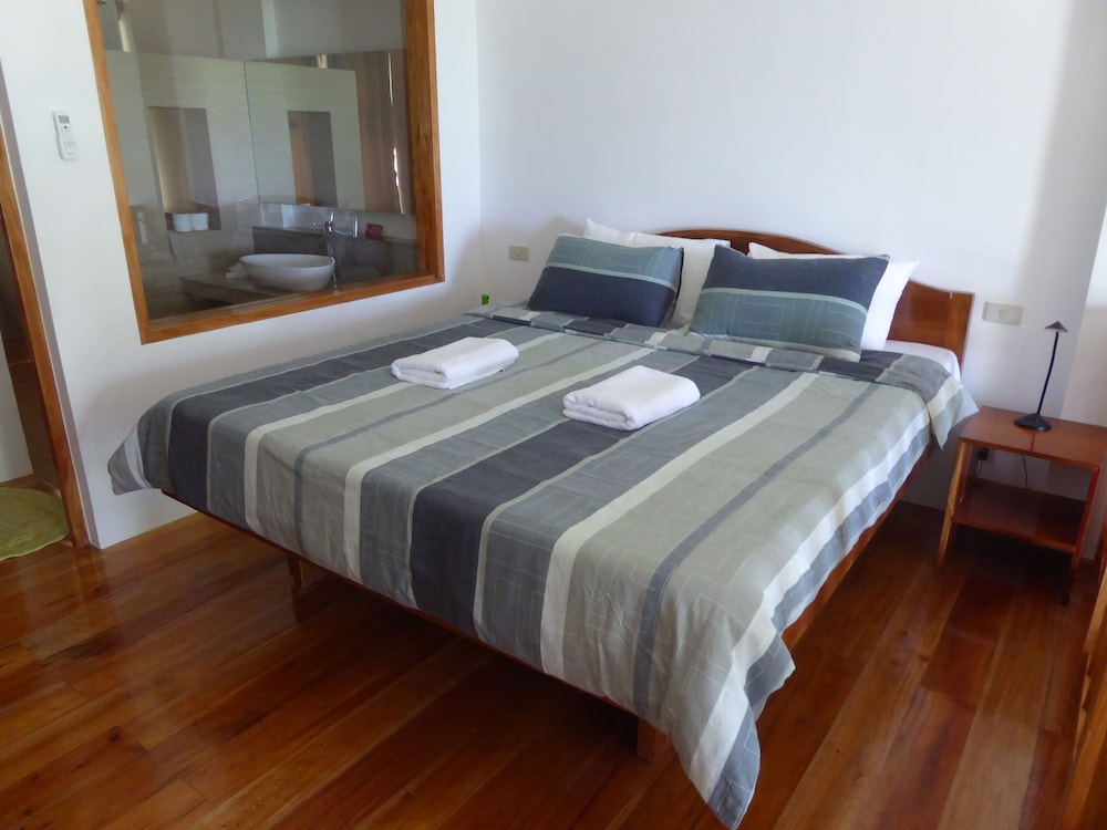 Island View Beachfront Resort — Anda — photo 5