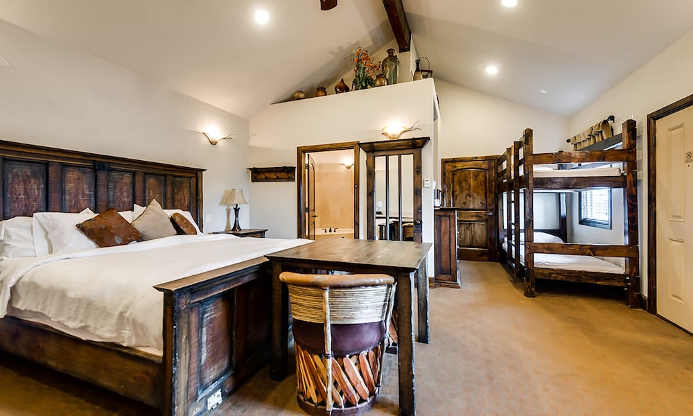 Rustic Creek Ranch Resort - photo 20