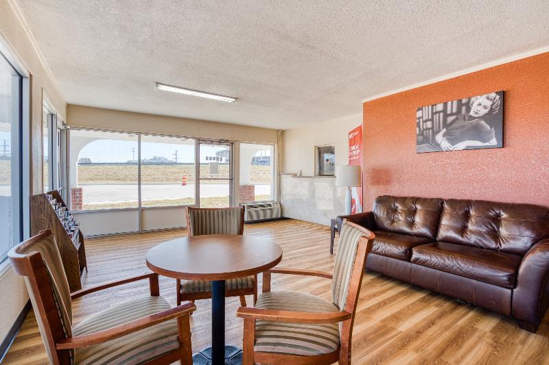 OYO Hotel Waco University Area I 35 - photo 12