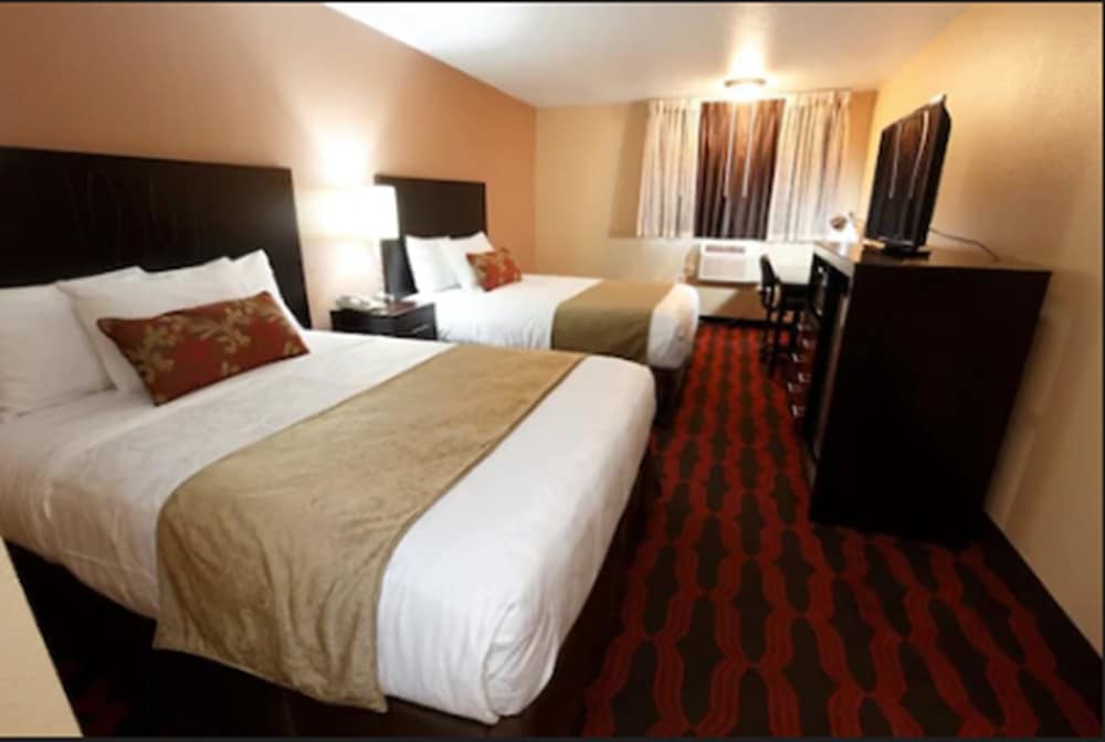 Travelodge by Wyndham East Portland Gresham - photo 3