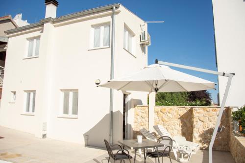 Holiday house by the sea VIGO — 4-Star Luxury Hotel in Zadar, Croatia