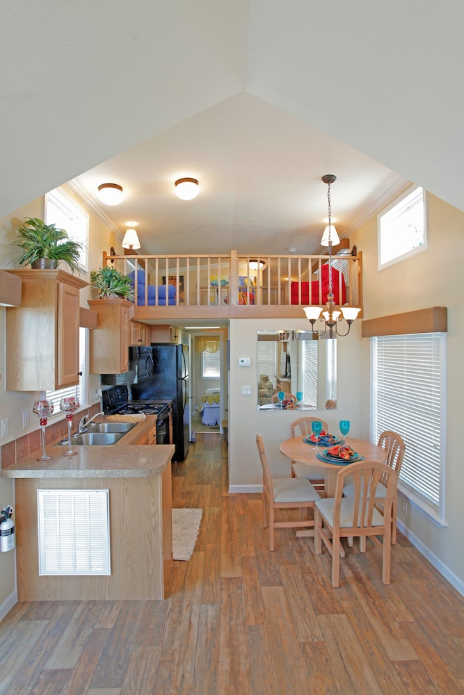 Lake Magic RV Resort - photo 10