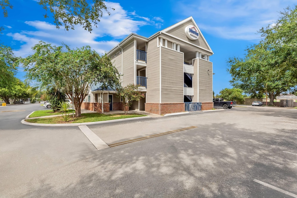 Birch Hill Suites Lakeland - photo 45