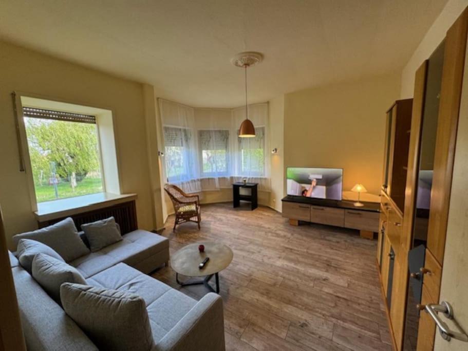 Schone Wohnung Mit Erker - last minute hotel in Unknown City