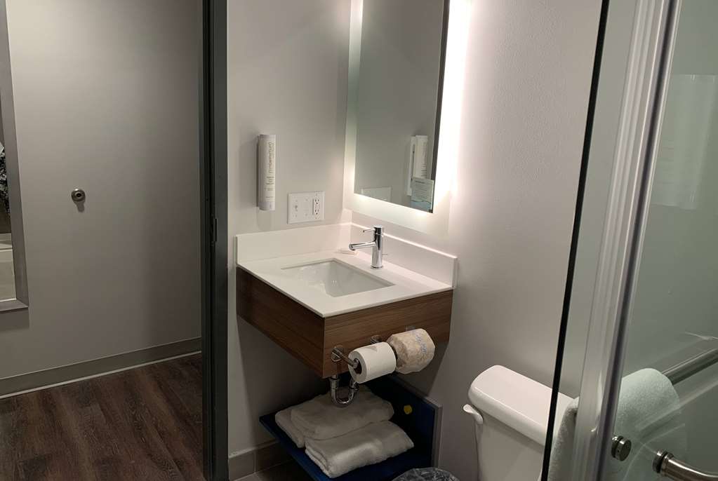 Microtel Inn & Suites By Wyndham Rehoboth Beach - photo 16