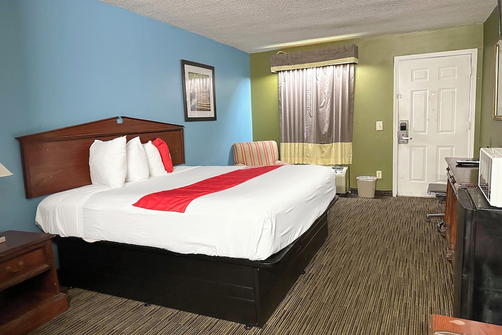 Bonita Lakes Inn by Capital O Meridian I20 - photo 23