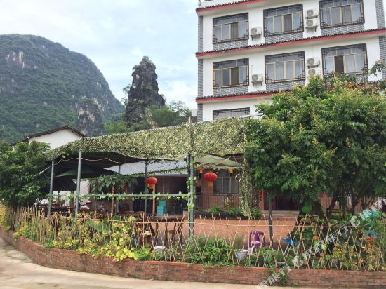 Riverside Xiaozhai Inn - last minute hotel in Yangshuo