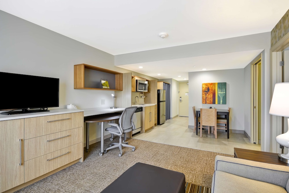 Home2 Suites by Hilton Decatur Ingalls Harbor - photo 9