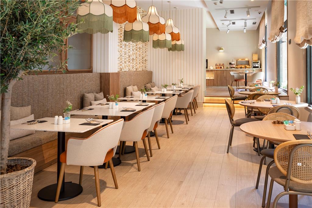 Catalonia Excelsior Hotel in Valencia, Spain