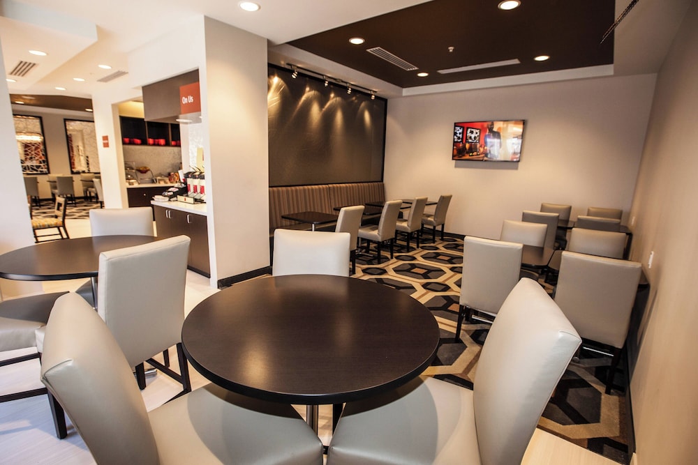 TownePlace Suites By Marriott Boynton Beach - photo 35