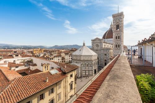 Art Apartment Duomo Luxury View — 4-Star Luxury Hotel in Florence, Italy