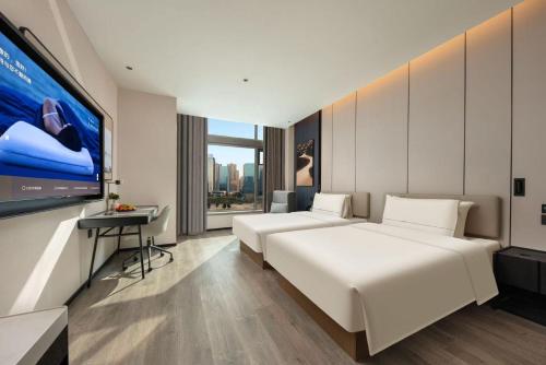 Atour Hotel Cixi Hangzhou Bay New Area Jilijihao Commercial Plaza in Xushan, People's Republic of China