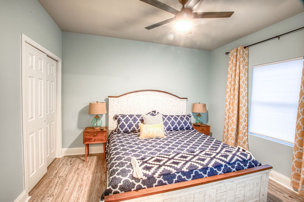 Laketown Wharf Resort by Aneliya's Rentals - photo 217