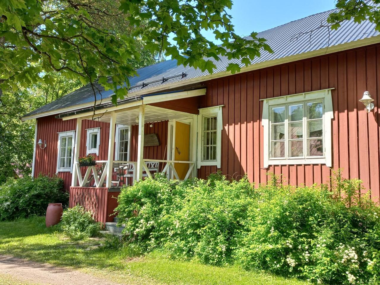 Bobackan pihatorppa Hauholla in Haemeenlinna, Finland