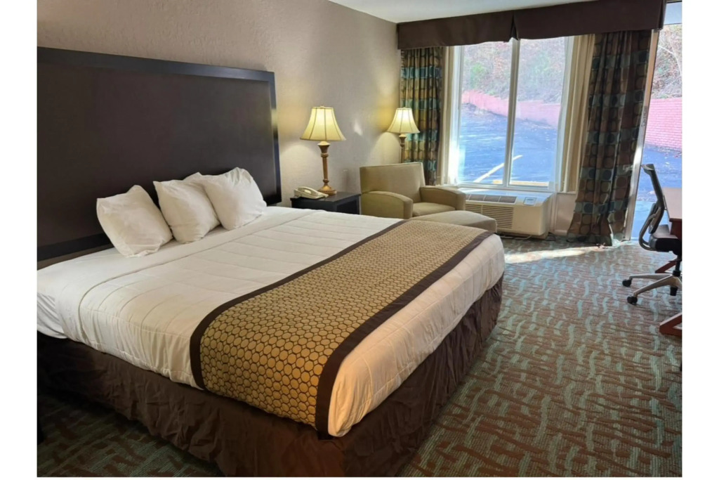 Travelodge by Wyndham Harriman - photo 18