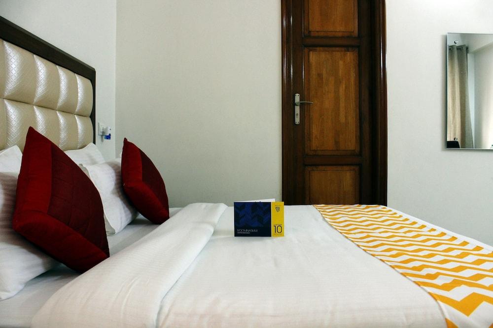 Fabhotel Hill View Suites DLF Phase 2