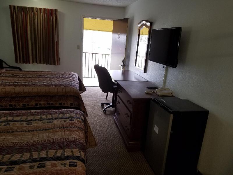 Indysouth western inn - photo 7