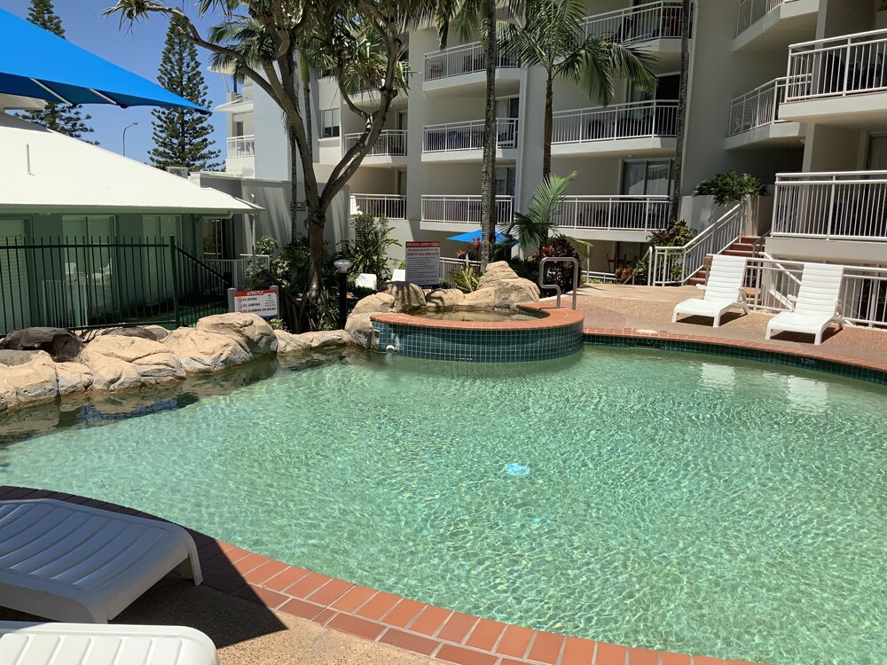 Alex Beach Resort Unit 305 — Alexandra Headland